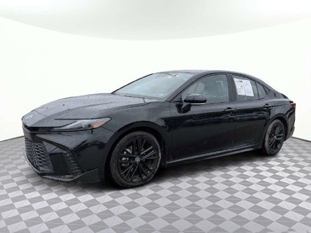 Used 2025 Toyota Camry SE FWD image 8