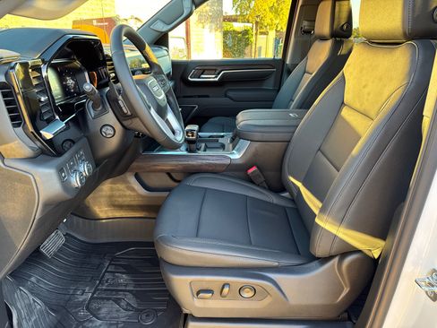 Used 2026 GMC Sierra 1500 SLT w/ SLT Premium Plus Package AWD/4WD image 27