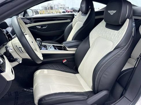 Used 2021 Bentley Continental GT V8 AWD/4WD image 11