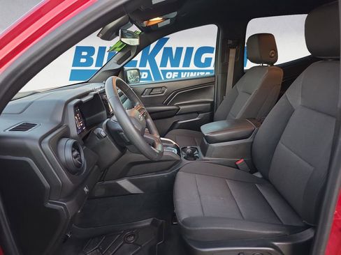 Used 2024 Chevrolet Colorado Trail Boss w/ Advanced Trailering Package image 9