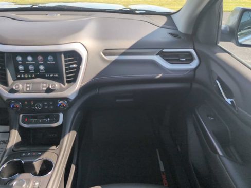 Used 2023 GMC Acadia SLT w/ Preferred Package FWD image 29