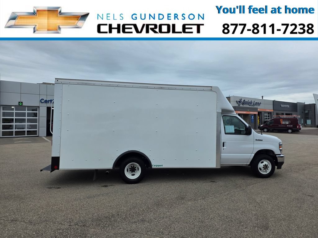 Used 2025 Ford E-350 and Econoline 350 Super Duty w/ Power Equipment Group RWD image 8