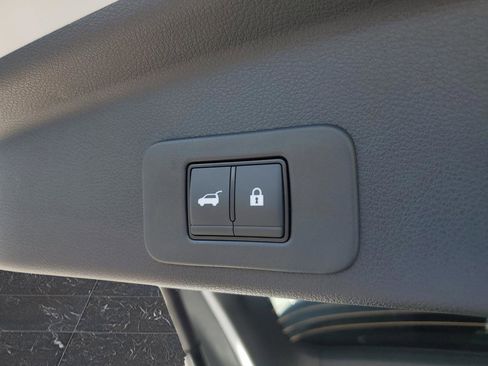 New 2025 Nissan Murano SL image 16