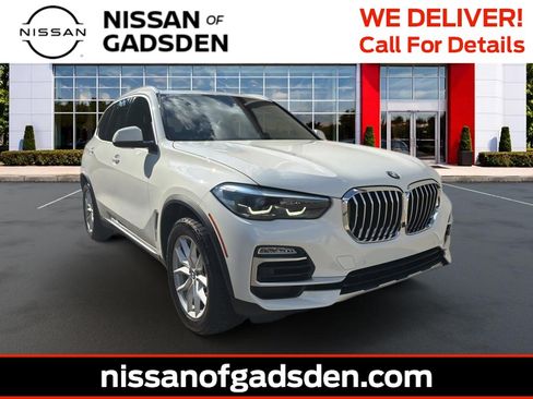 Used 2019 BMW X5 xDrive40i w/ Convenience Package AWD/4WD image 1