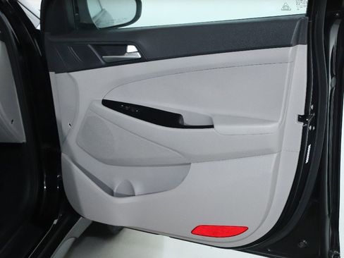 Used 2020 Hyundai Tucson SE image 35