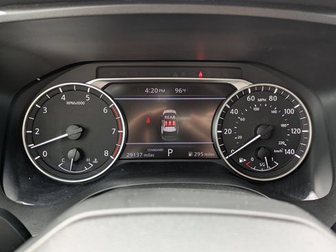 Certified 2025 Nissan Rogue SV FWD image 26