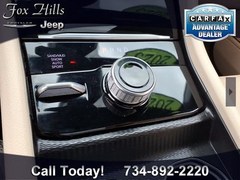 Used 2025 Jeep Grand Cherokee L Limited w/ Luxury Tech Group II AWD/4WD image 25