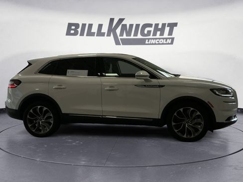 Certified 2023 Lincoln Nautilus Reserve AWD/4WD image 6