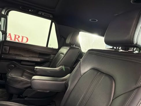 Used 2021 Ford Expedition Max Limited RWD image 13