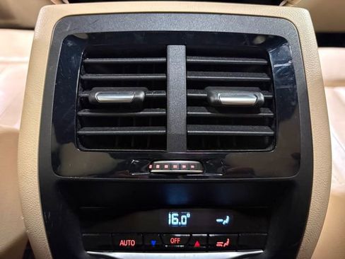 Used 2020 BMW X3 xDrive30i w/ Premium Package image 39