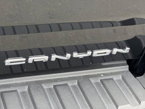 Used 2022 GMC Canyon Denali AWD/4WD image 24
