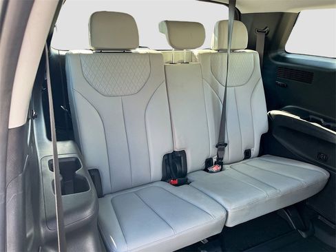 Used 2022 Hyundai Palisade SEL w/ Premium Package image 28