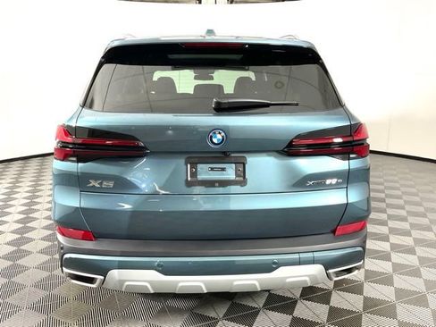 New 2026 BMW X5 xDrive50e w/ Executive Package image 5
