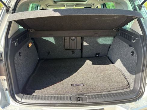 Used 2013 Volkswagen Tiguan S image 8