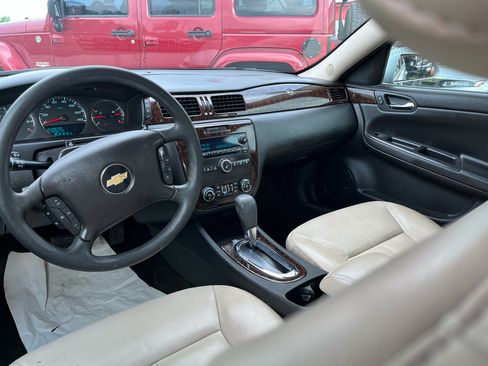 Used 2015 Chevrolet Impala LTZ image 9