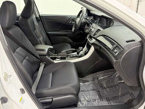 Used 2014 Honda Accord Sport image 28