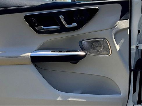 Certified 2023 Mercedes-Benz GLC 300 4MATIC image 18