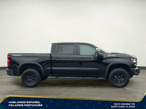 Used 2024 Chevrolet Silverado 1500 ZR2 w/ ZR2 Bison Edition AWD/4WD image 7