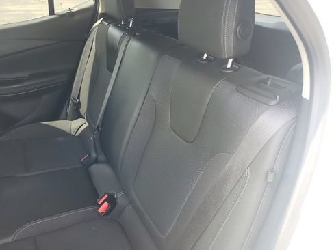 Used 2025 Buick Encore GX Preferred FWD image 23