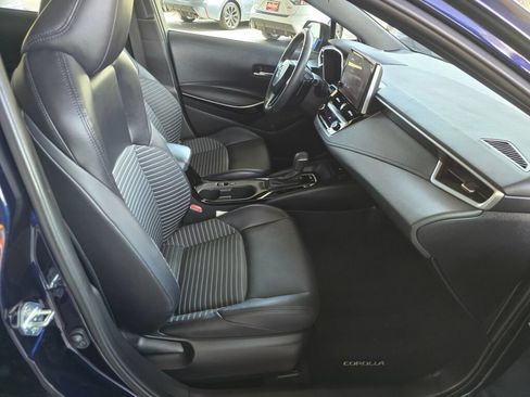 Used 2024 Toyota Corolla XSE FWD image 11