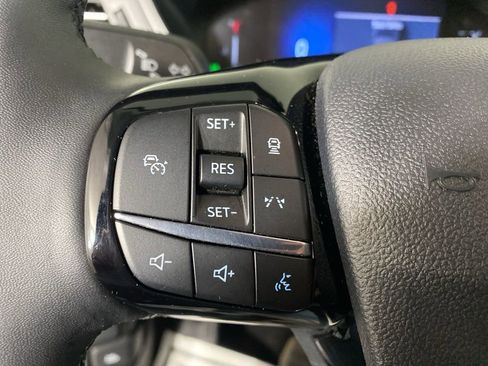 Used 2025 Ford Escape Active w/ Tech Pack #1 image 9