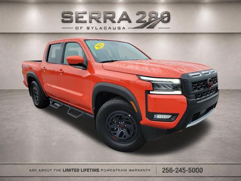 Used 2025 Nissan Frontier Pro-X RWD image 1