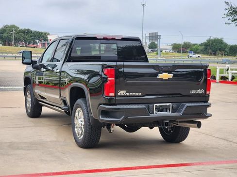New 2026 Chevrolet Silverado 2500 High Country w/ High Country Premium Package AWD/4WD image 3