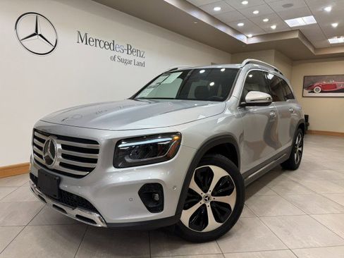 Certified 2025 Mercedes-Benz GLB 250 image 1