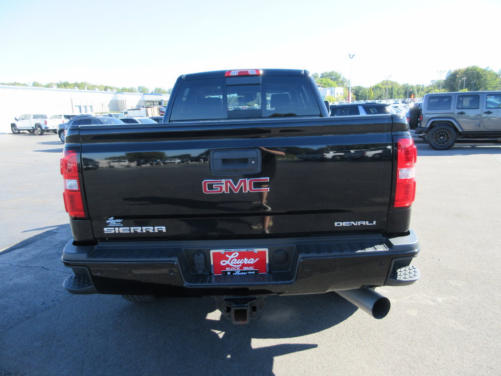 Used 2019 GMC Sierra 2500 Denali w/ Duramax Plus Package AWD/4WD image 6