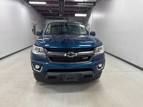 Used 2020 Chevrolet Colorado Z71 AWD/4WD image 2