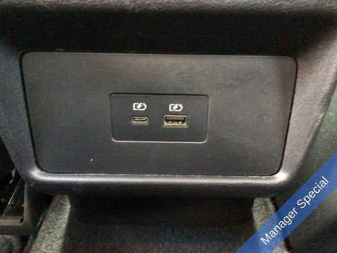 Used 2023 Nissan Rogue SV FWD image 34