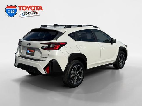 Used 2024 Subaru Crosstrek 2.0i Premium AWD/4WD image 5