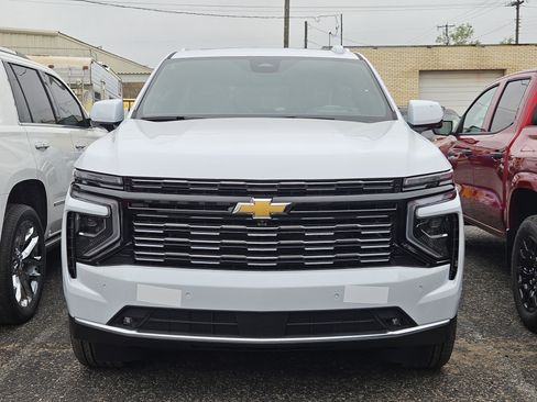 New 2026 Chevrolet Tahoe High Country AWD/4WD image 2