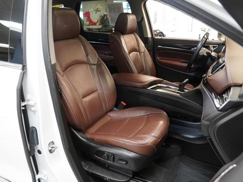 Used 2018 Buick Enclave Avenir w/ Avenir Technology Package image 28