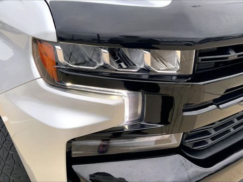 Certified 2022 Chevrolet Silverado 1500 LT Trail Boss w/ Convenience Package II image 25