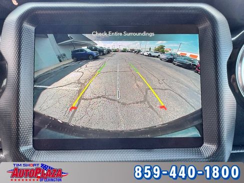 Used 2023 Jeep Wrangler Unlimited Sahara AWD/4WD image 19