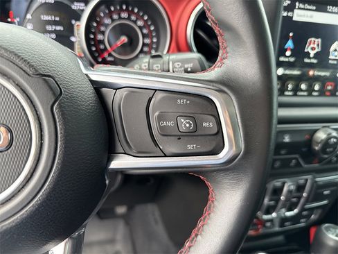 Used 2018 Jeep Wrangler Unlimited Rubicon image 15