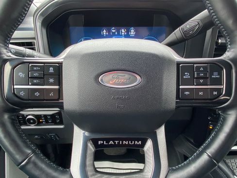 Used 2025 Ford F250 Platinum image 31