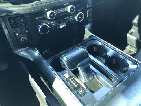 Used 2022 Ford F150 XLT w/ Equipment Group 302A High image 18