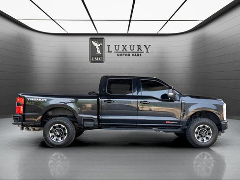 Used 2024 Ford F350 Lariat w/ Lariat Ultimate Package AWD/4WD image 9