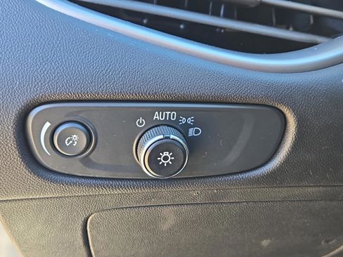 Used 2024 Chevrolet Malibu LT image 21