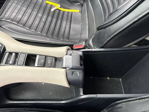Used 2023 Honda HR-V LX image 26