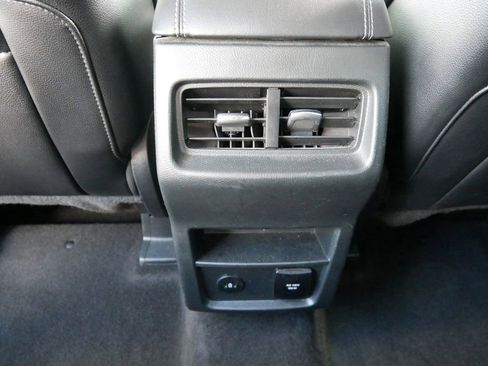 Used 2024 Ford Edge Titanium image 13