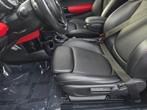 Used 2017 MINI Cooper S image 16