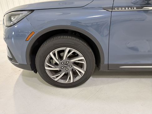 Used 2024 Lincoln Corsair FWD image 9