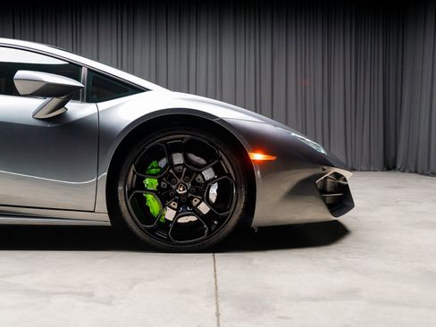 Used 2018 Lamborghini Huracan LP 580-2 image 23