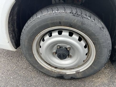 Used 2021 Nissan NV200 S w/ Sliding Door Glass Package image 2