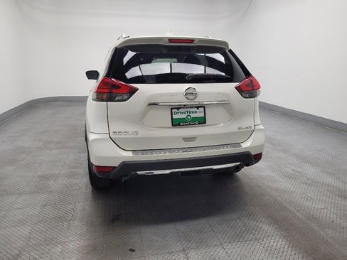 Used 2017 Nissan Rogue SL w/ SL Premium Package image 6