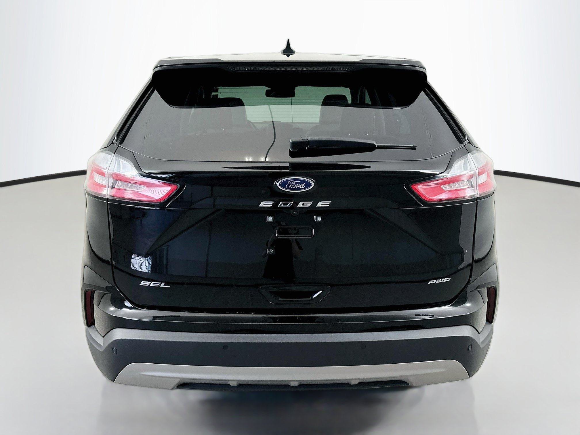 Used 2024 Ford Edge SEL AWD/4WD image 6
