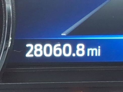 Used 2023 Ford Explorer XLT w/ Equipment Group 202A image 22